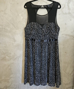 Torrid Black White Polka Dot Mesh Yoke Fit & Flare Dress Size 22